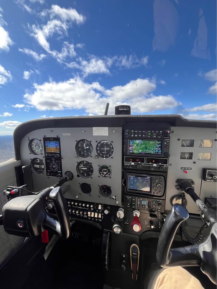 1973 Cessna 172M, photo 2
