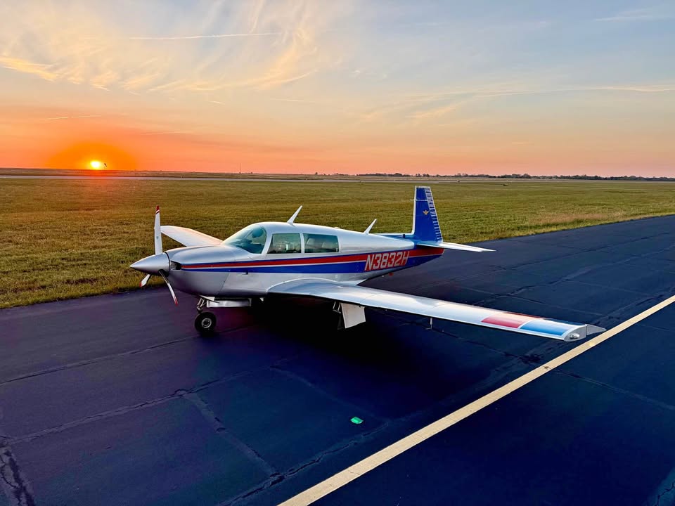 1980 Mooney M20J 201, photo 1
