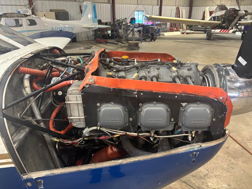 Piper Pa28-235, photo 2