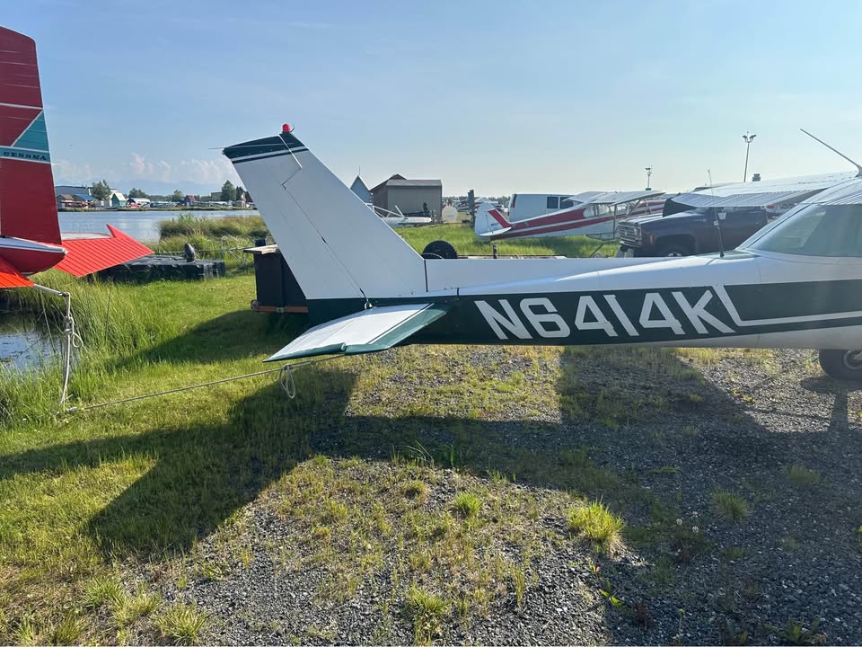 1975 Cessna 150, photo 2