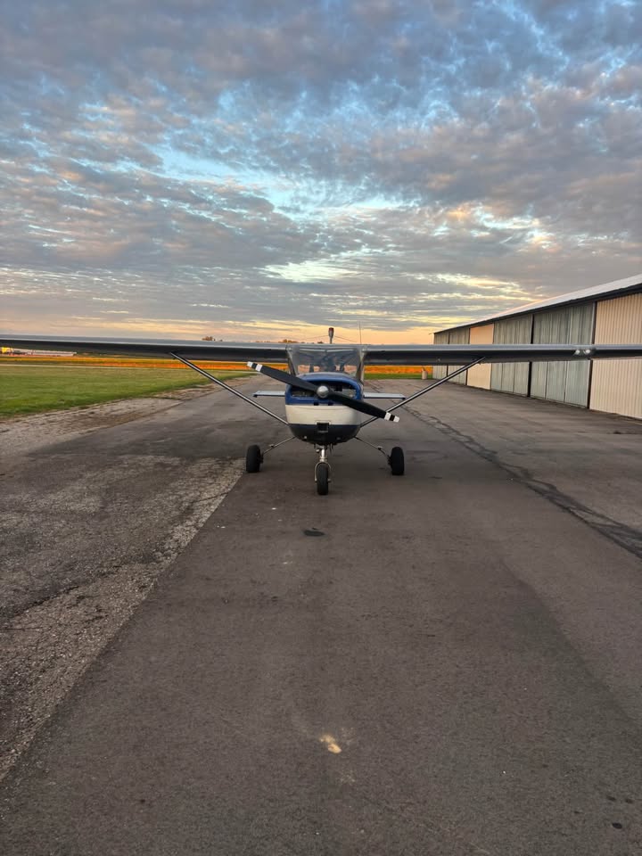 1964 Cessna 150D, photo 2