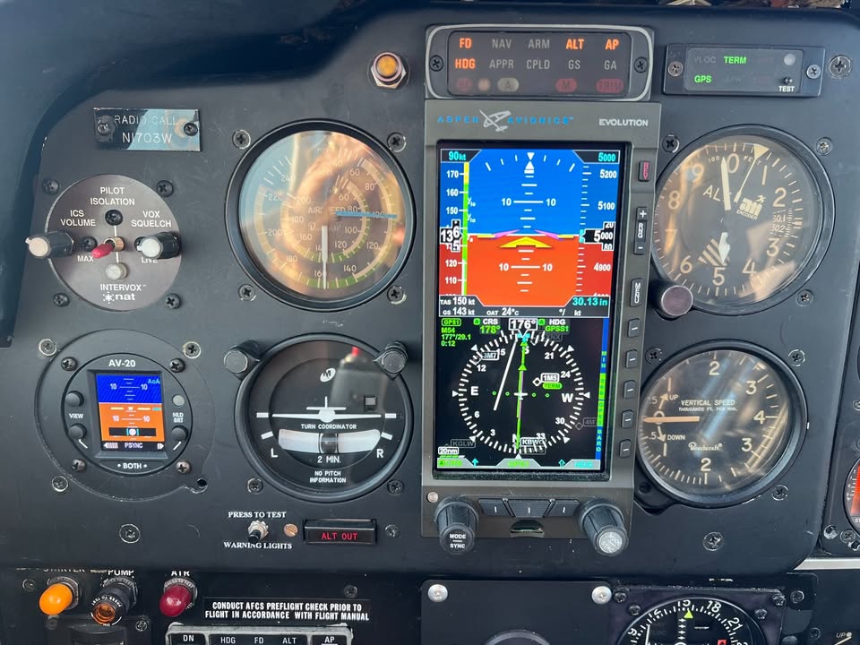 1972 Beechcraft V35B, photo 11