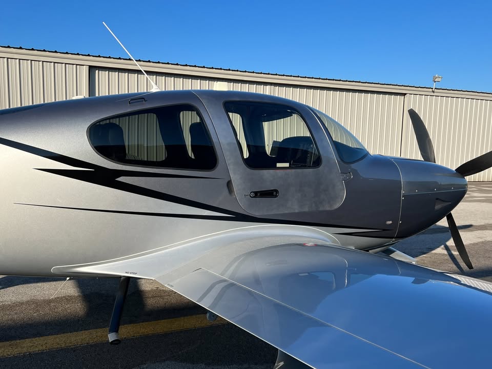 2022 Cirrus SR 22T G6, photo 2