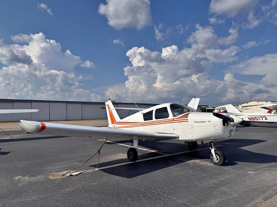 1962 Piper PA-28-180 Cherokee, photo 1