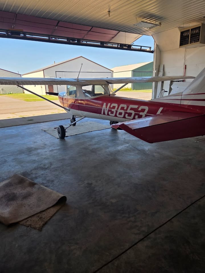 1967 Cessna C150G, photo 5