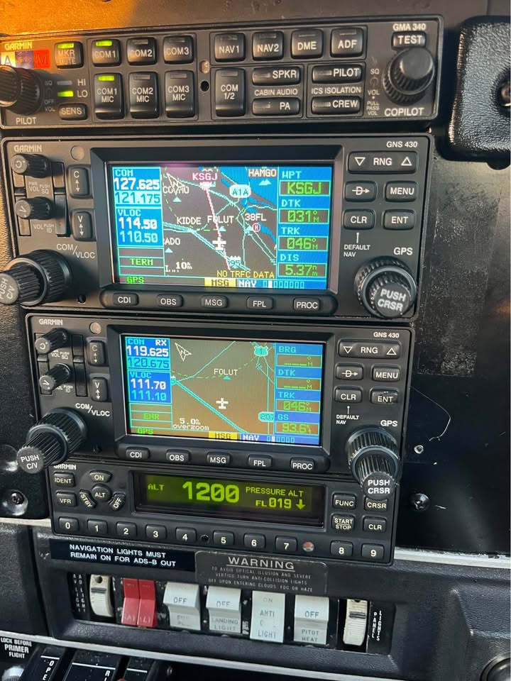 1975 Piper PA28-151, photo 2