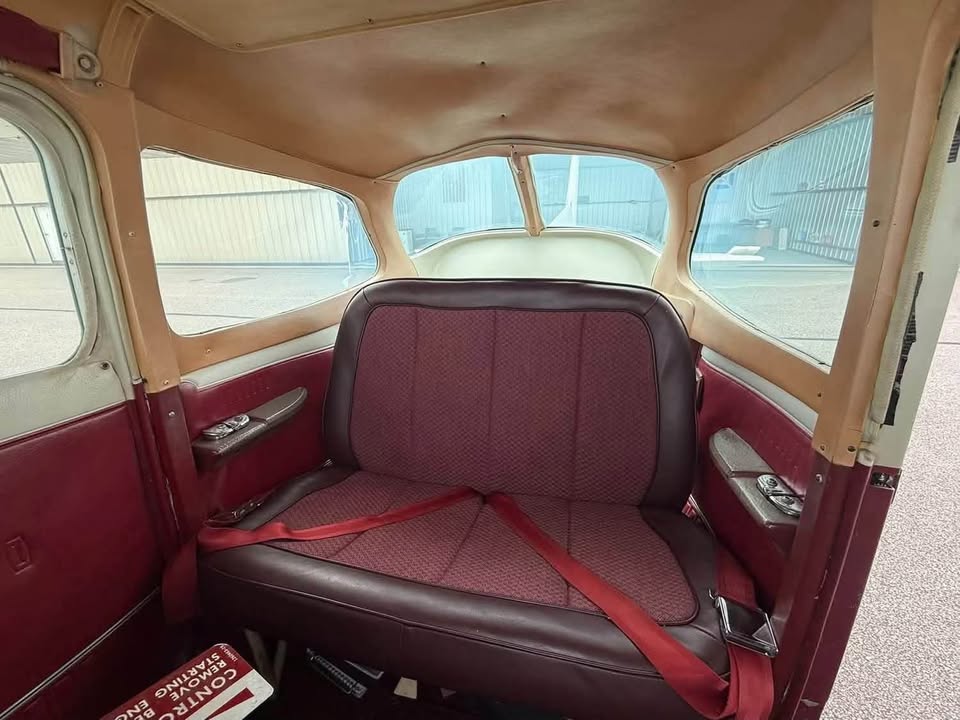 1977 Cessna 172n, photo 10