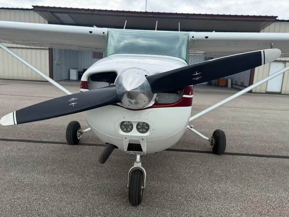 1977 Cessna 172n, photo 4