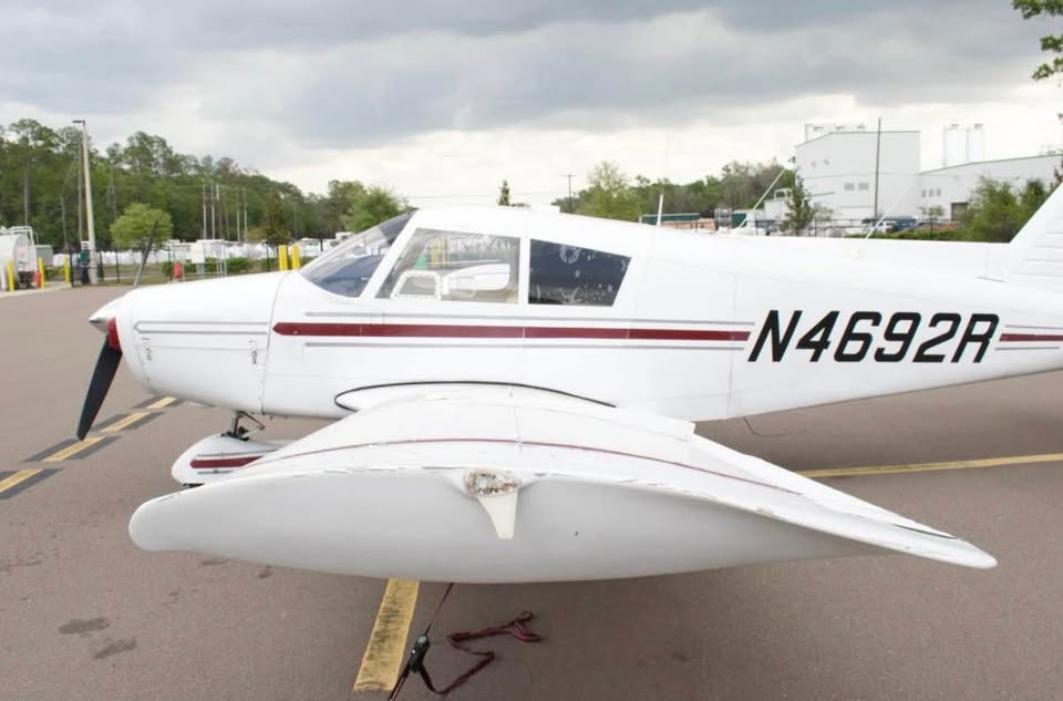 1966 Piper Cherokee, photo 2