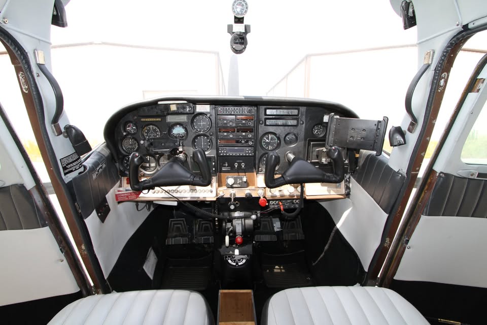 1967 Cessna 210g, photo 7