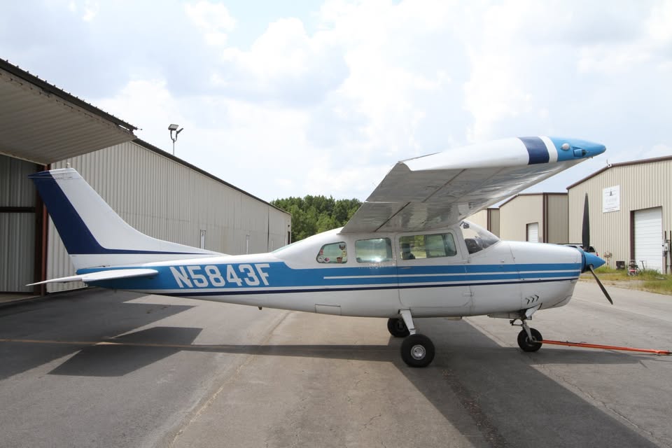 1967 Cessna 210g, photo 3