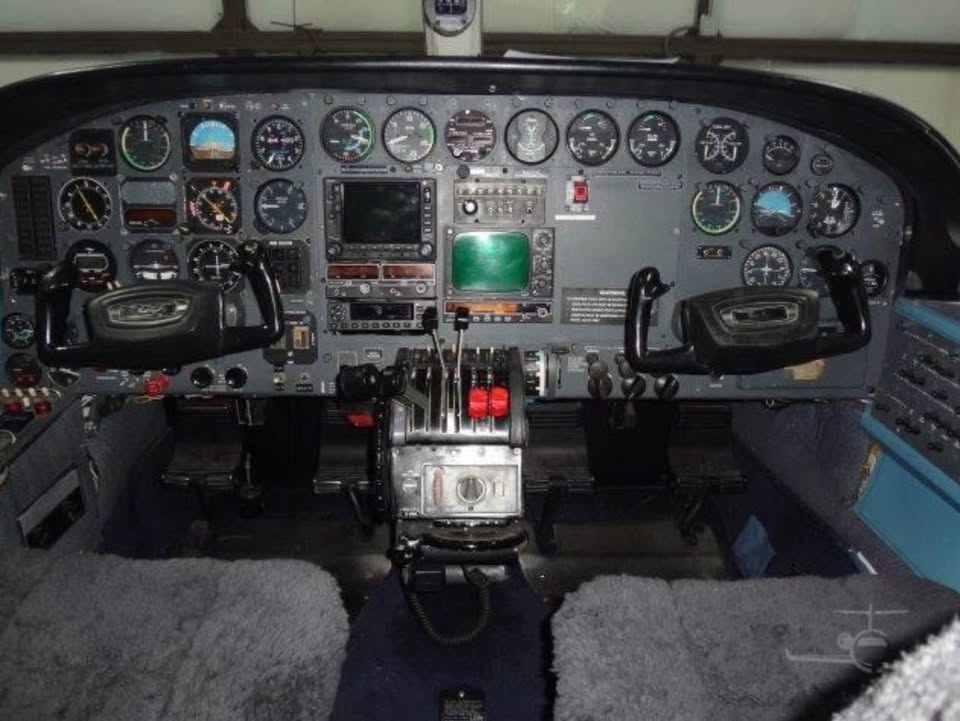 Cessna 421C Golden Eagle 421C, photo 4