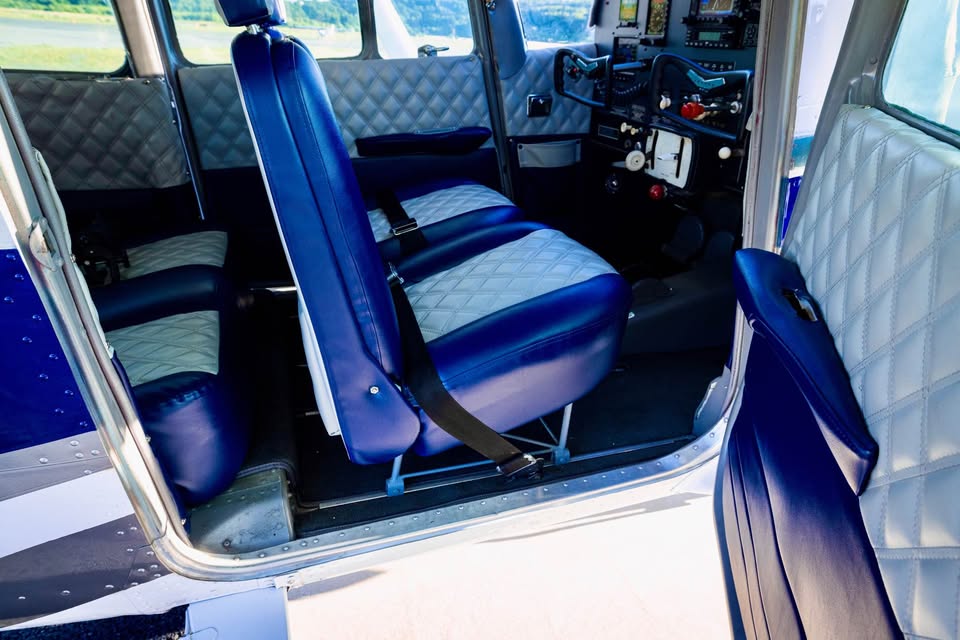 1960 Cessna 210 Centurion, photo 3