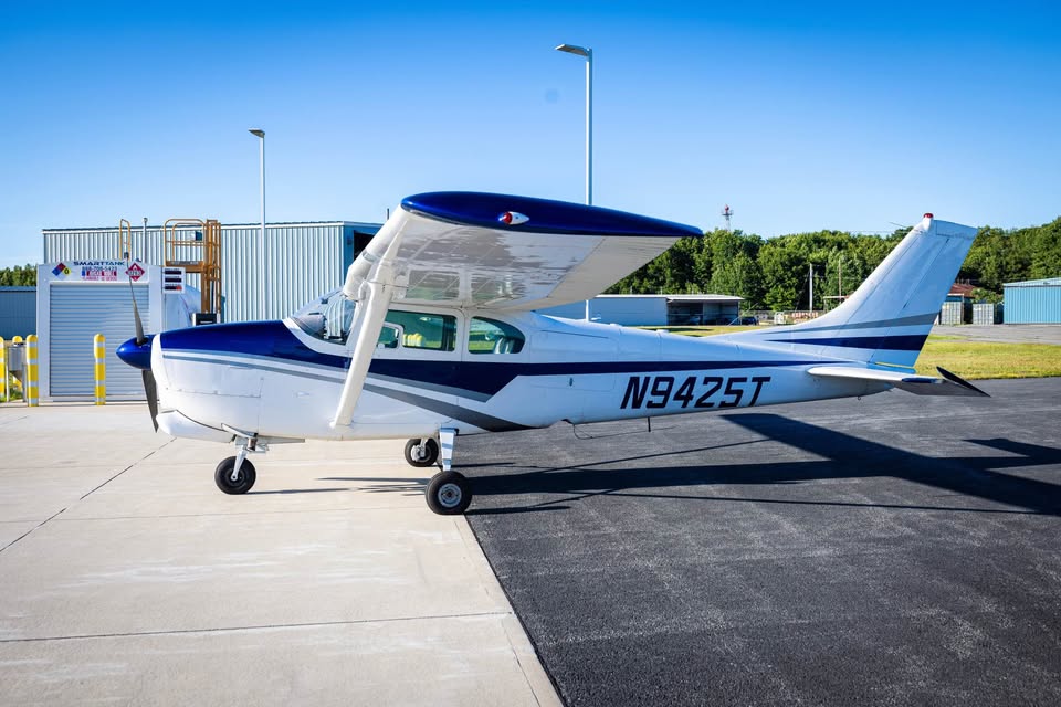 1960 Cessna 210 Centurion, photo 10