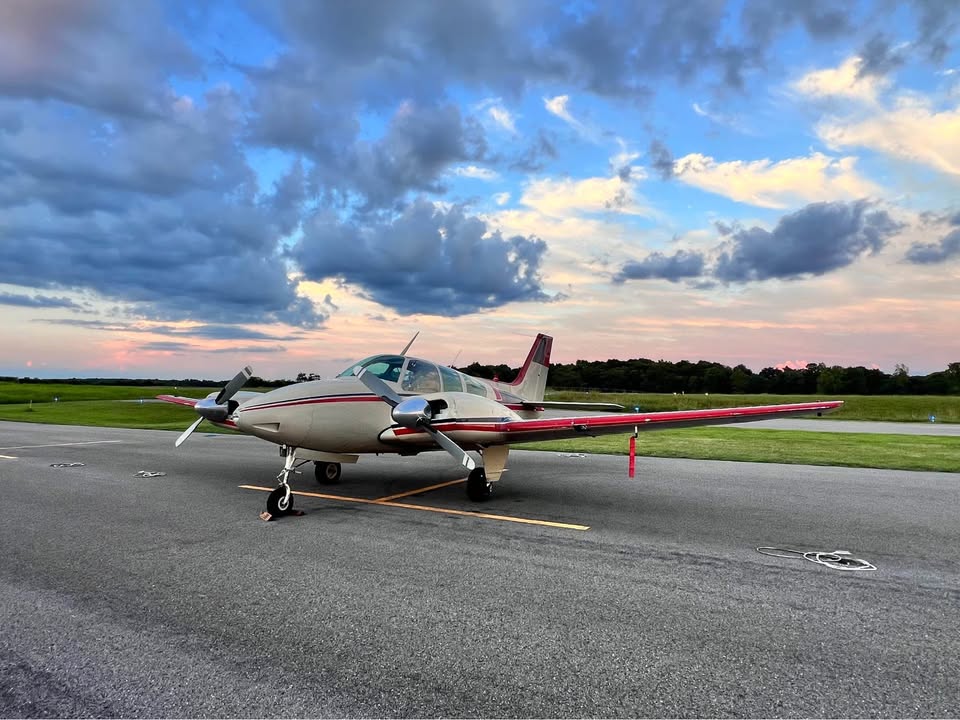 1961 Beechcraft 95-55 baron, photo 4