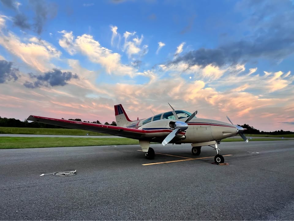 1961 Beechcraft 95-55 baron, photo 9