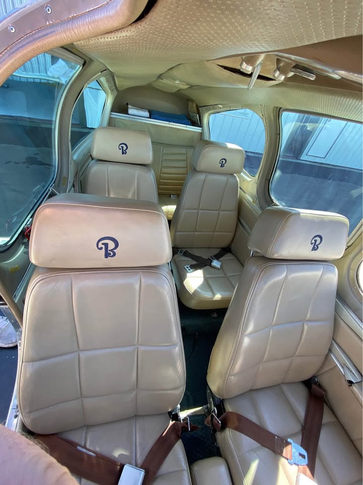 1961 Beechcraft 95-55 baron, photo 12