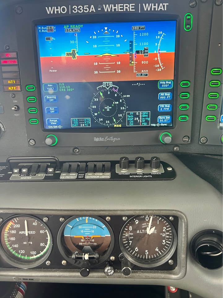 2006 Cirrus sr 22, photo 4