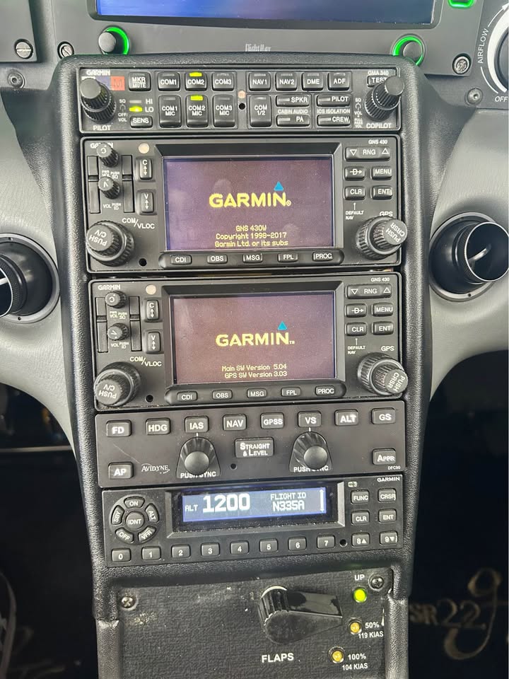 2006 Cirrus sr 22, photo 8