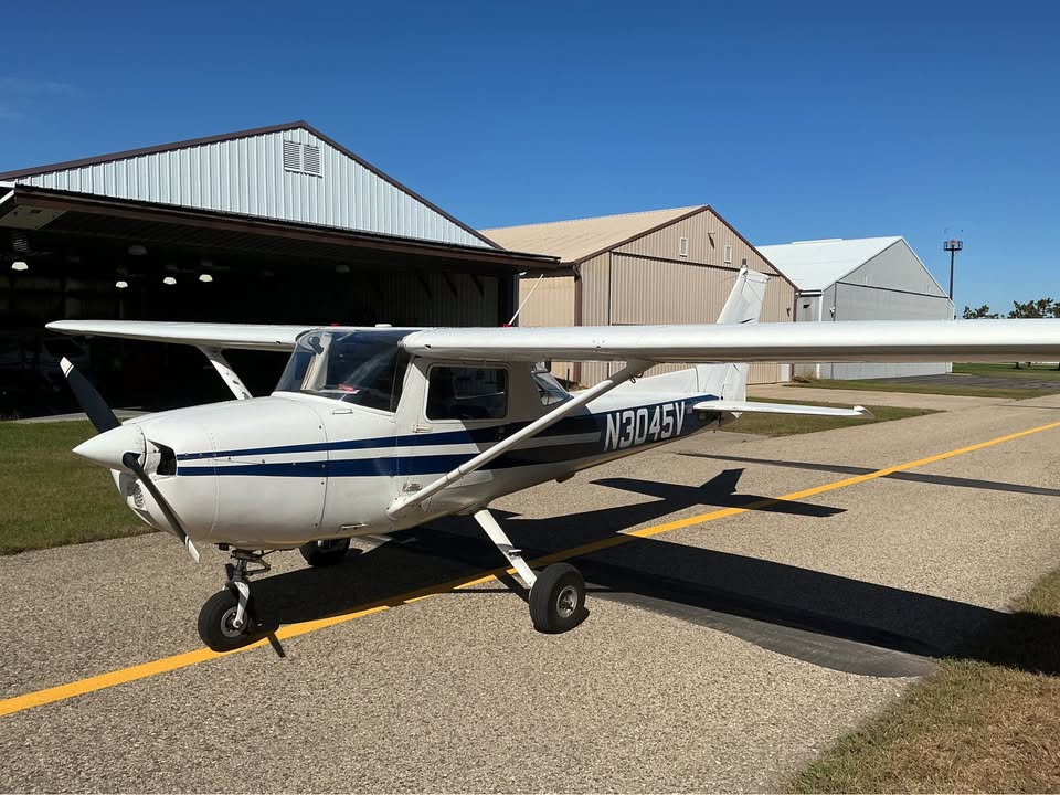 1975 Cessna 150M, photo 2