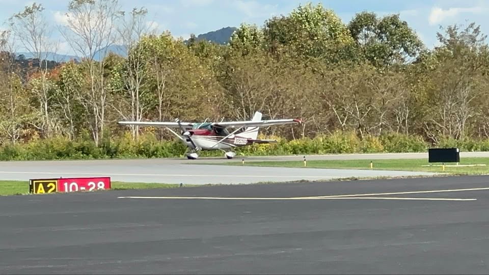 1964 Cessna 182, photo 4