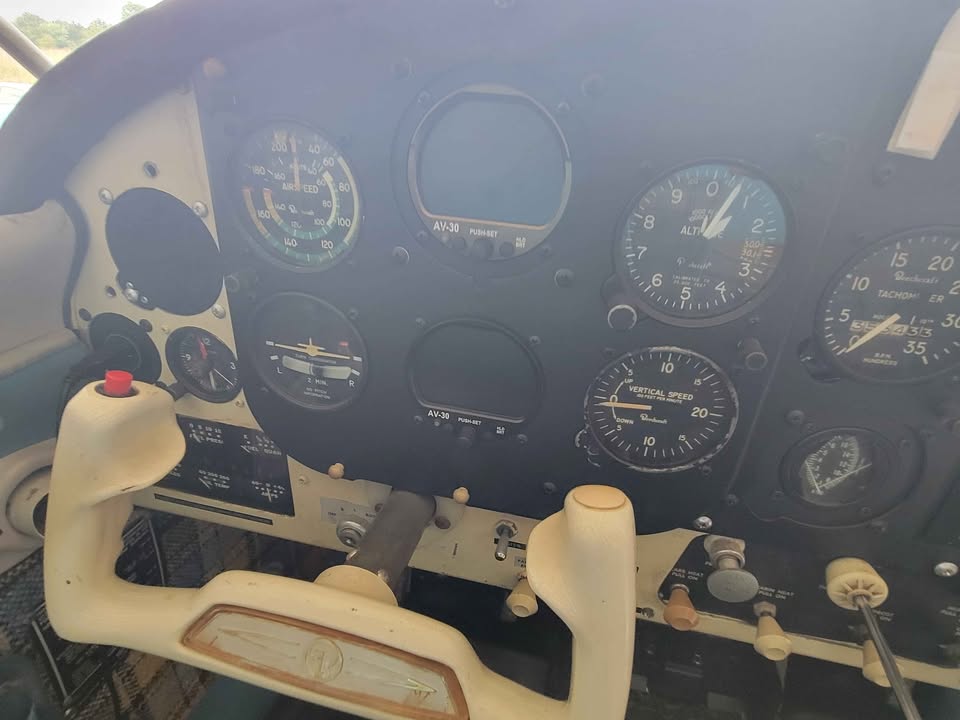 1963 Beechcraft musketeer, photo 10
