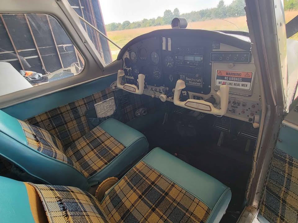 1963 Beechcraft musketeer, photo 8