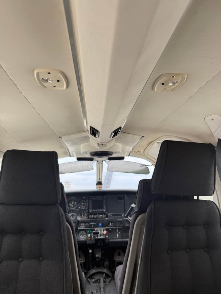 1978 piper turbo lanceII PA-32RT-300T, photo 10