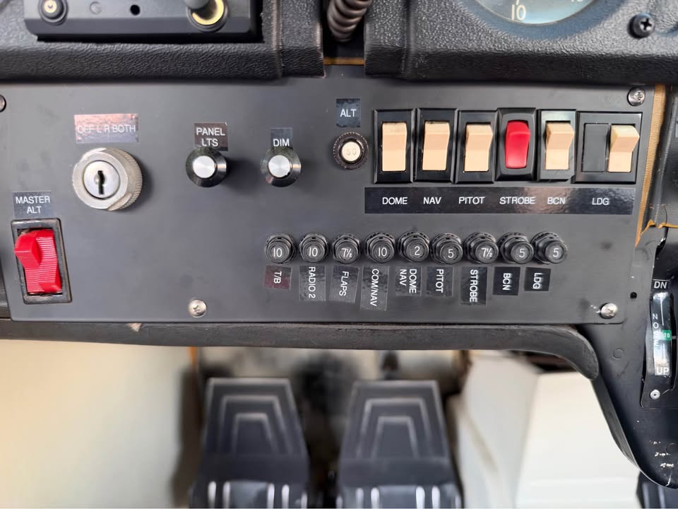 1975 Cessna 150M, photo 6