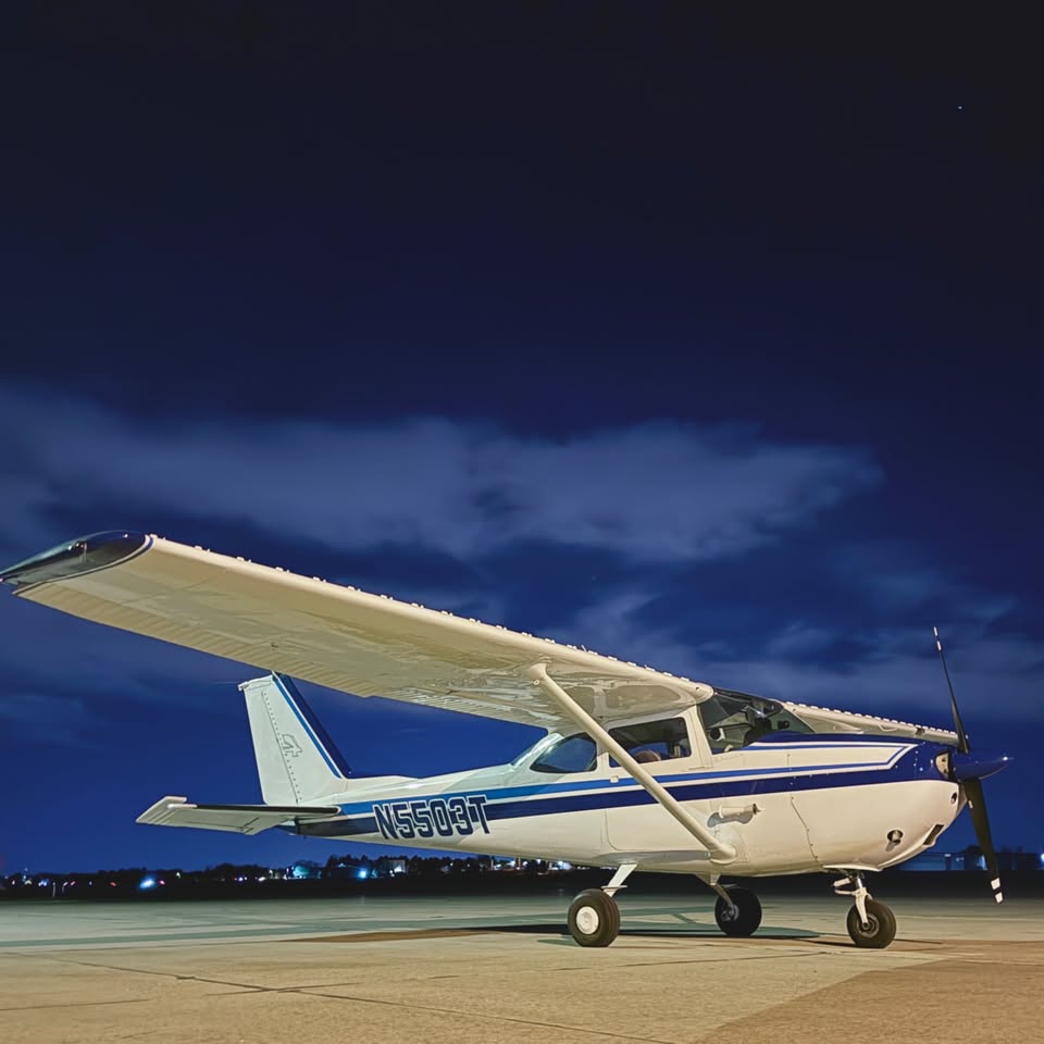 1964 Cessna 172E, photo 2