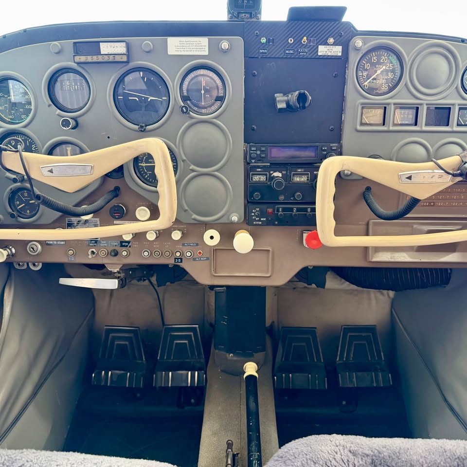1964 Cessna 172E, photo 3