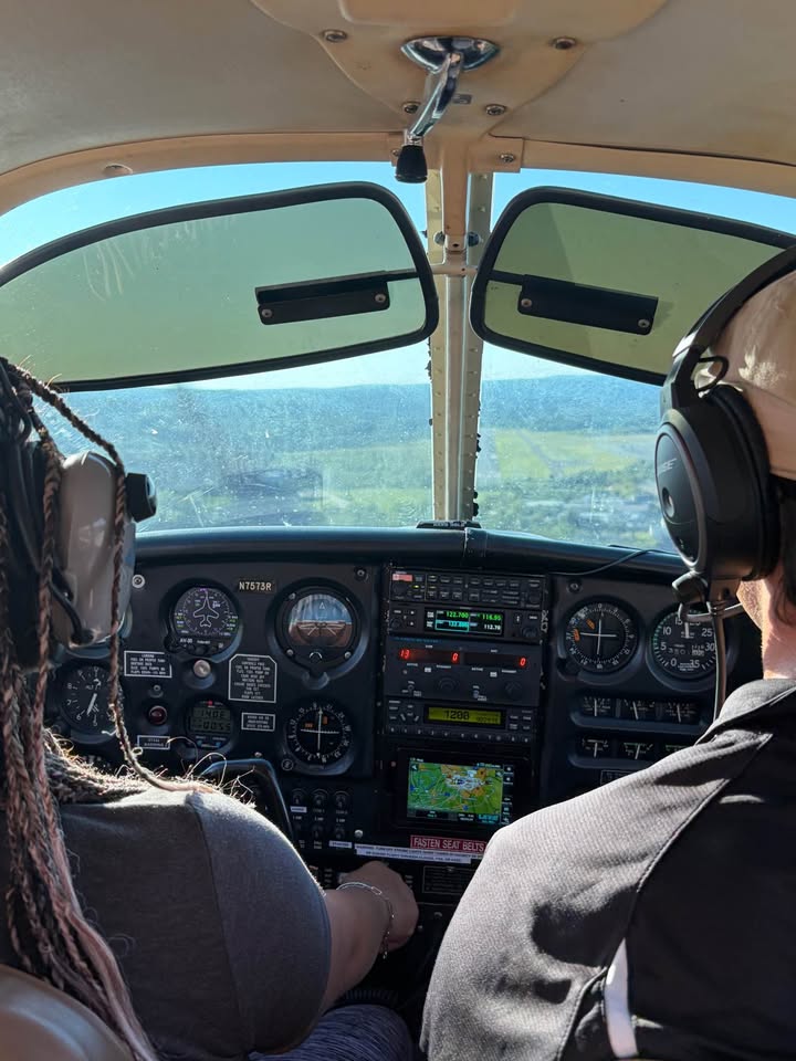 Piper Cherokee 140, photo 2