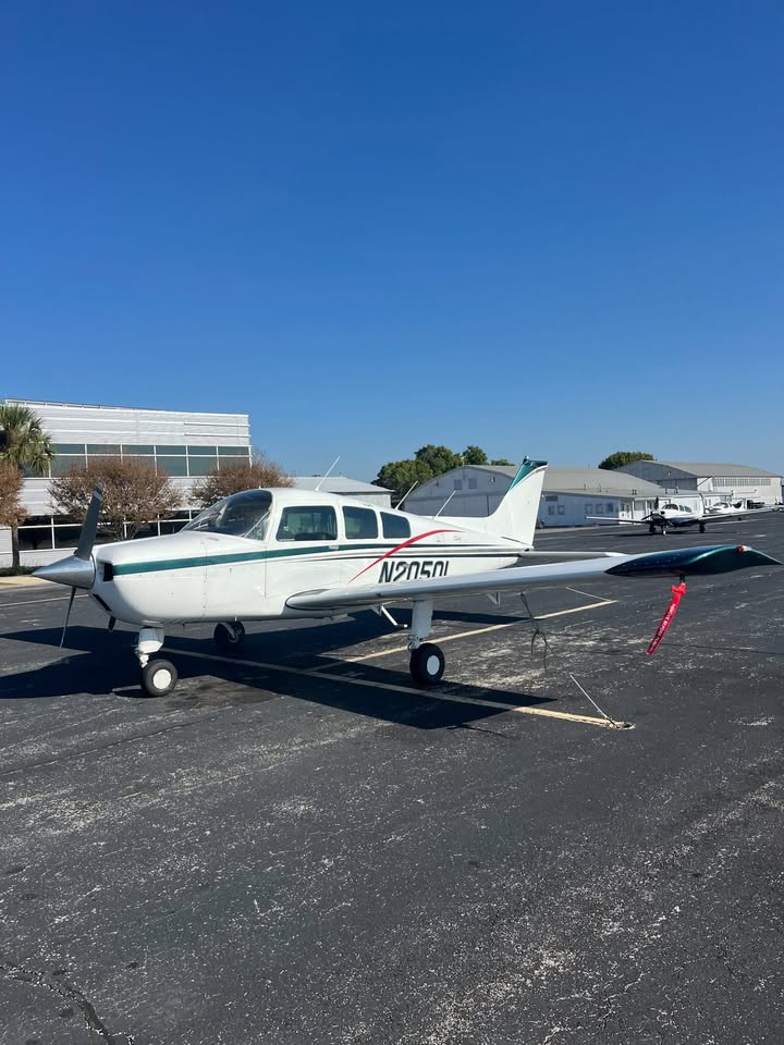 1976 Beechcraft C23 sundowner, photo 3