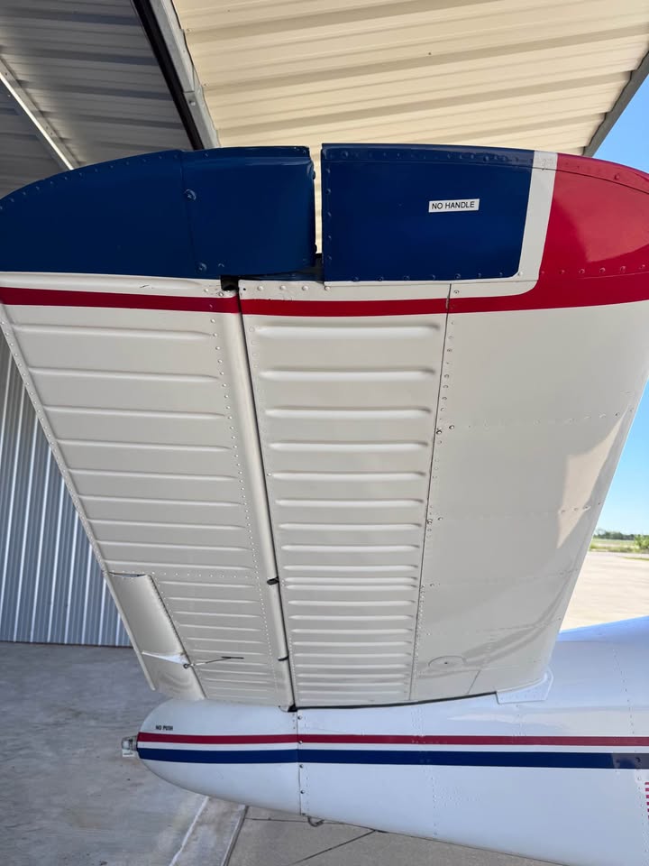 1952 Beechcraft C 35 Bonanza, photo 6