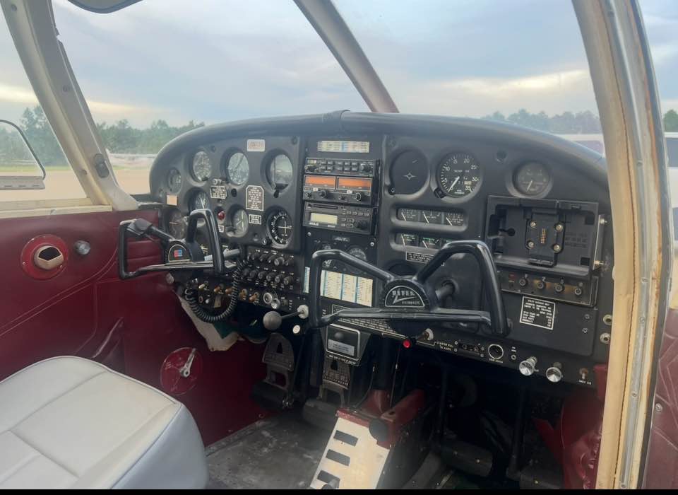 1967 Piper Cherokee 140, photo 5