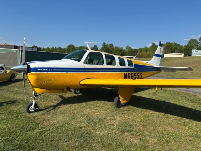 1968 Beechcraft bonanza 36, photo 2