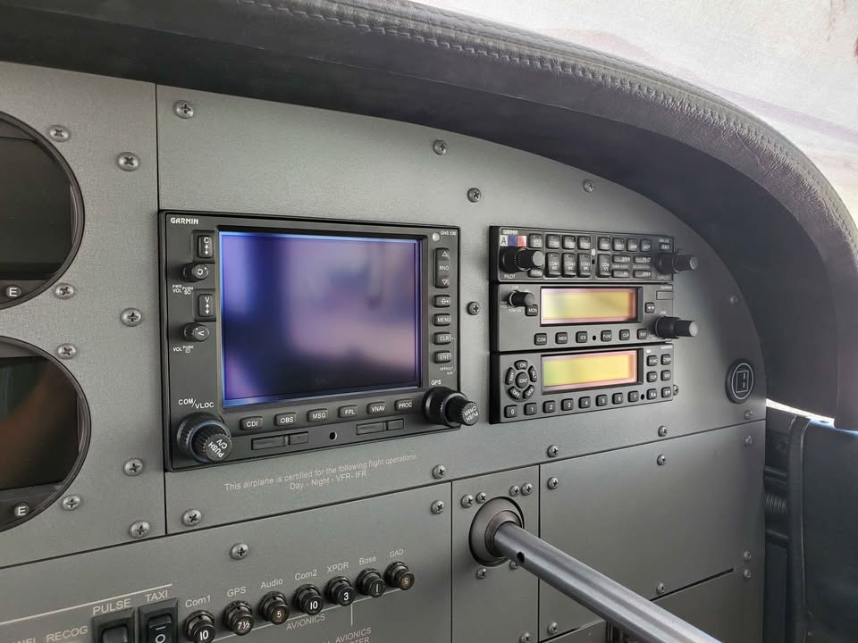 1960 Cessna 182C, photo 3