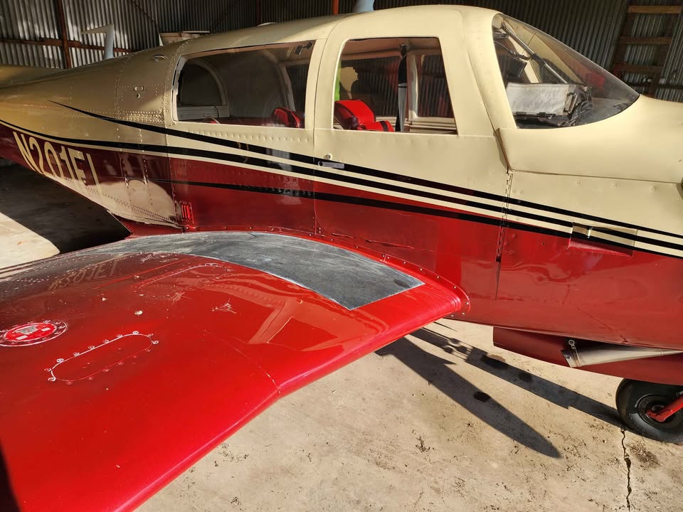 1977 M20J Mooney 201, photo 3