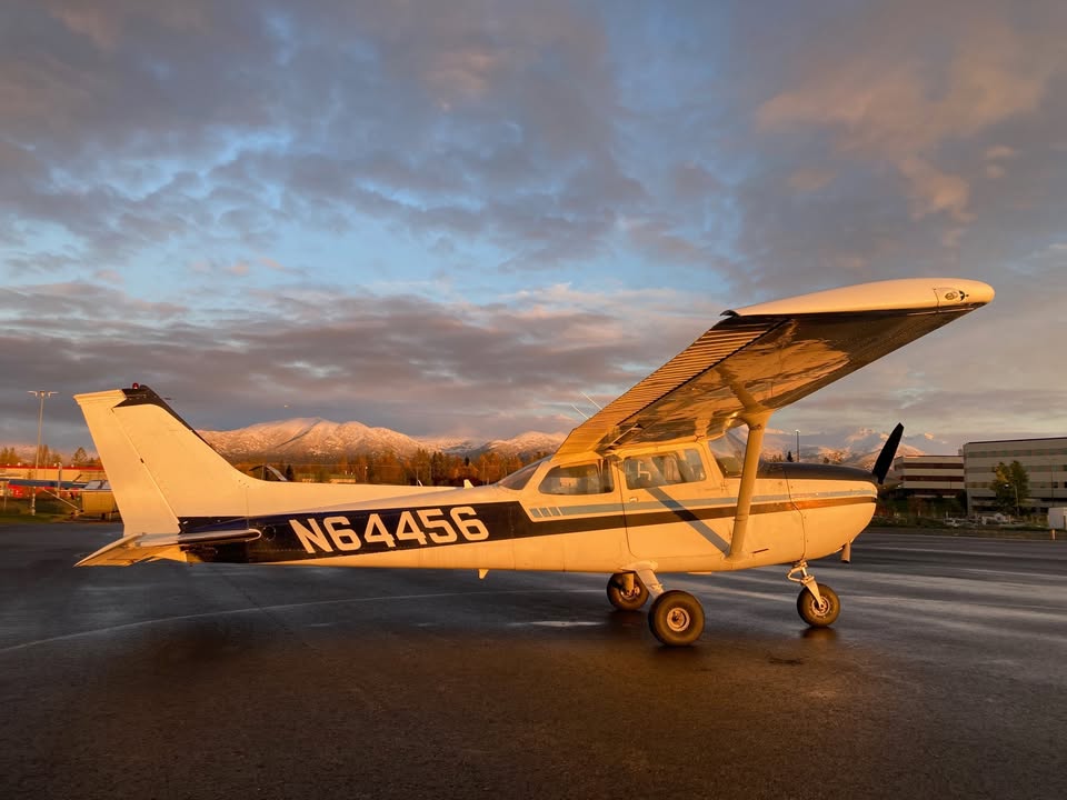 1975 Cessna 172M, photo 2
