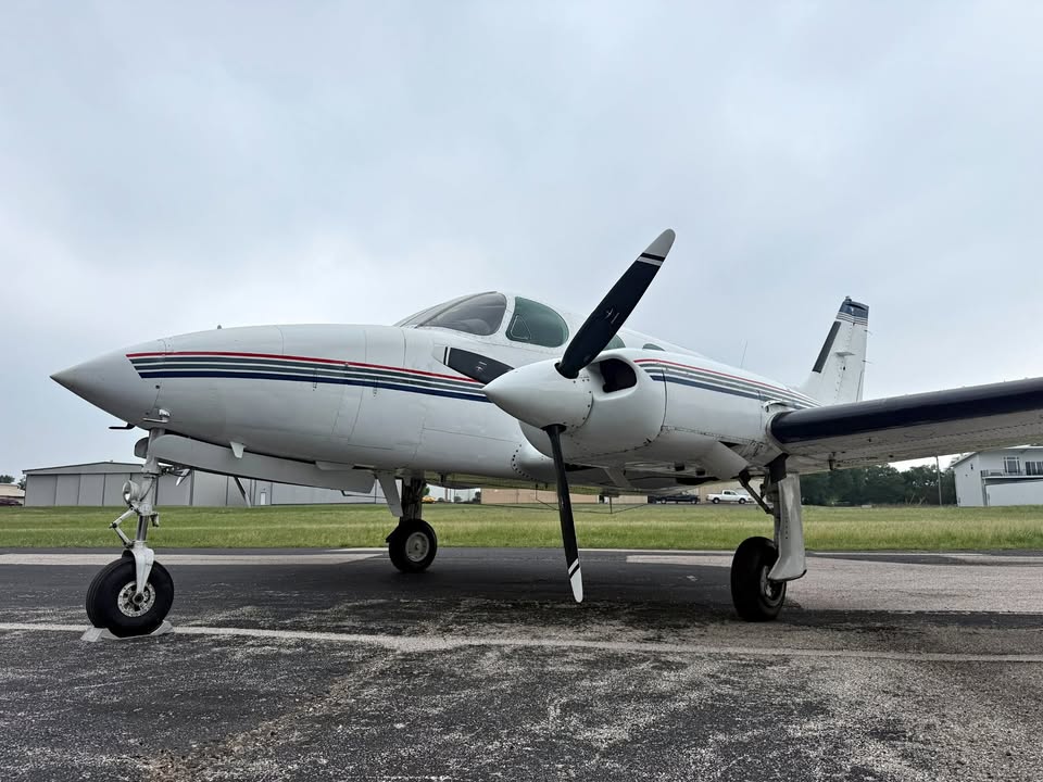 1979 Cessna 335, photo 1