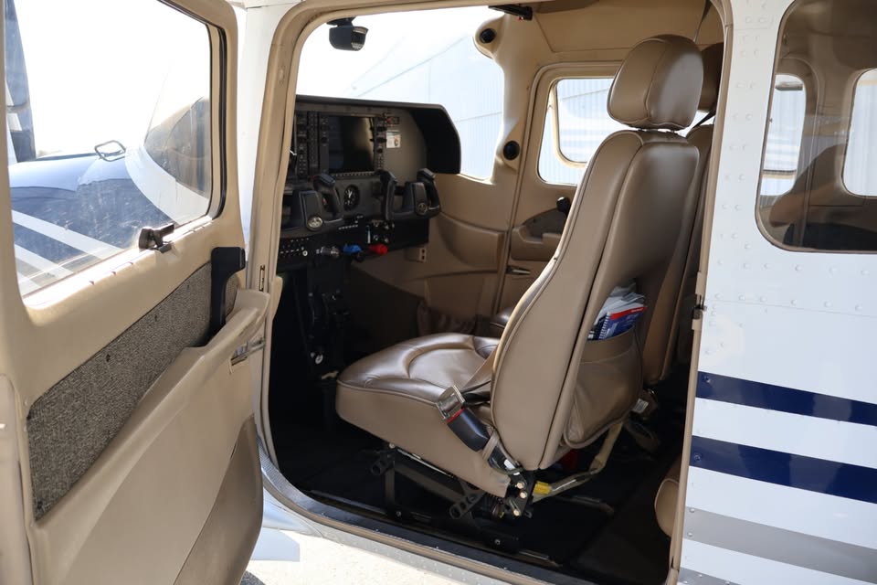 2005 Cessna T182T, photo 10
