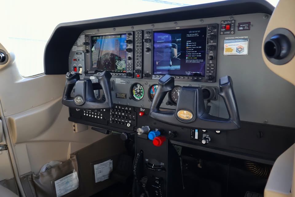 2005 Cessna T182T, photo 9