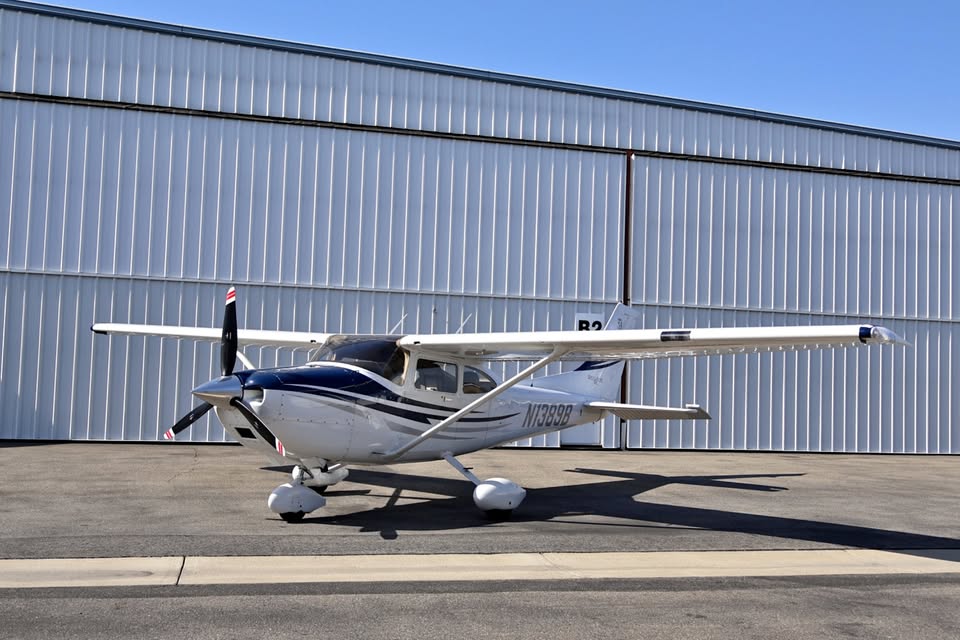 2005 Cessna T182T, photo 1