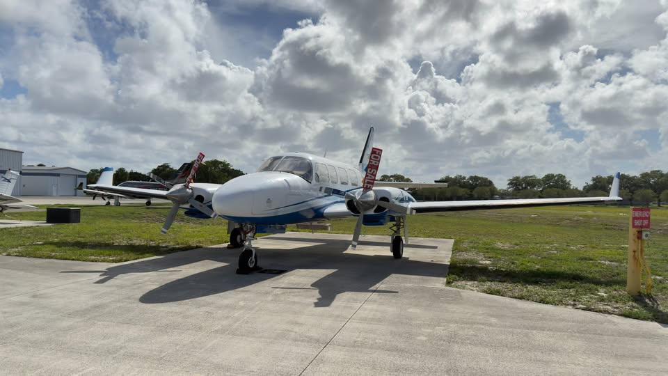 1980 Piper navajo chieftain / panther, photo 15