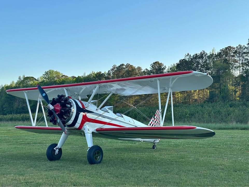 1943 Stearman, photo 1