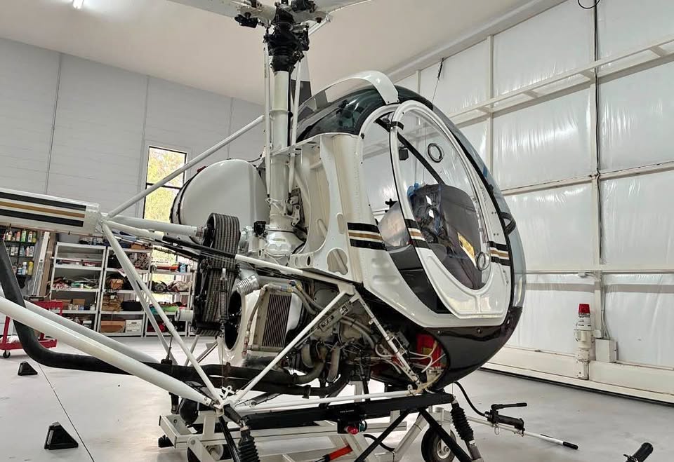 2007 Schweizer 300 cbi helicopter, photo 1