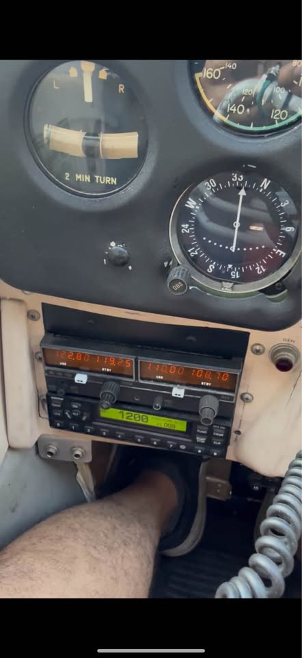 Cessna C172 straight tail, photo 3
