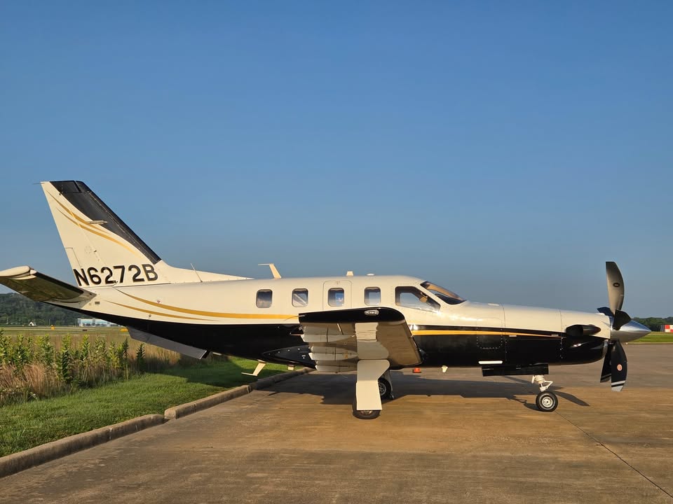 2005 Tbm 700 C2, photo 2