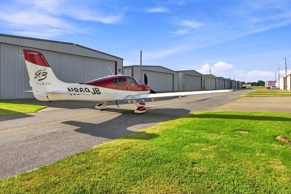 2008 Cirrus SR22 Turbo, photo 1