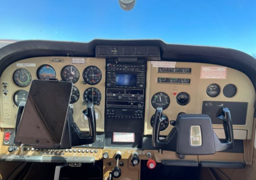 Cessna 182P 1973, photo 9